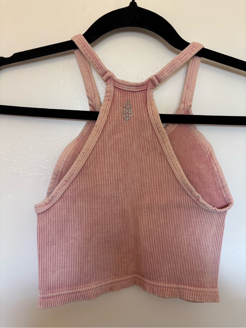 Free People Movement XS/S Pink Ribbed Crop Tank Racerback A7 - Picture 2 of 3
